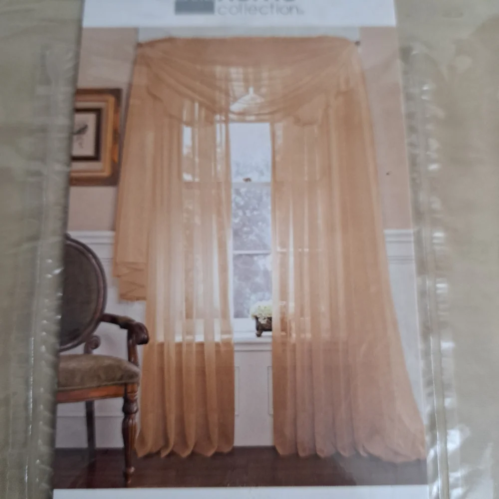 J C Penney Home Collection LISETTE Cream Linen Scarf Valance
